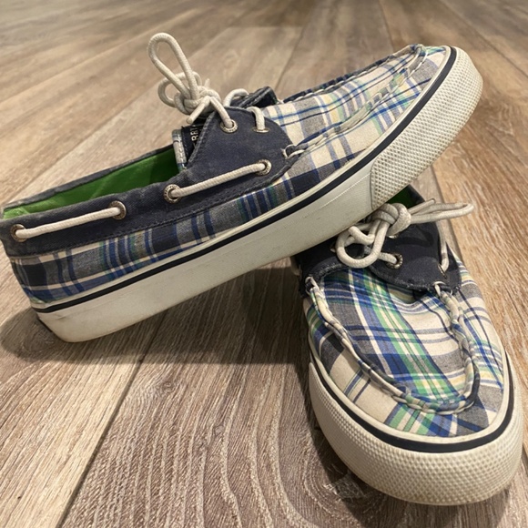 Sperry Topsiders - Picture 2 of 3